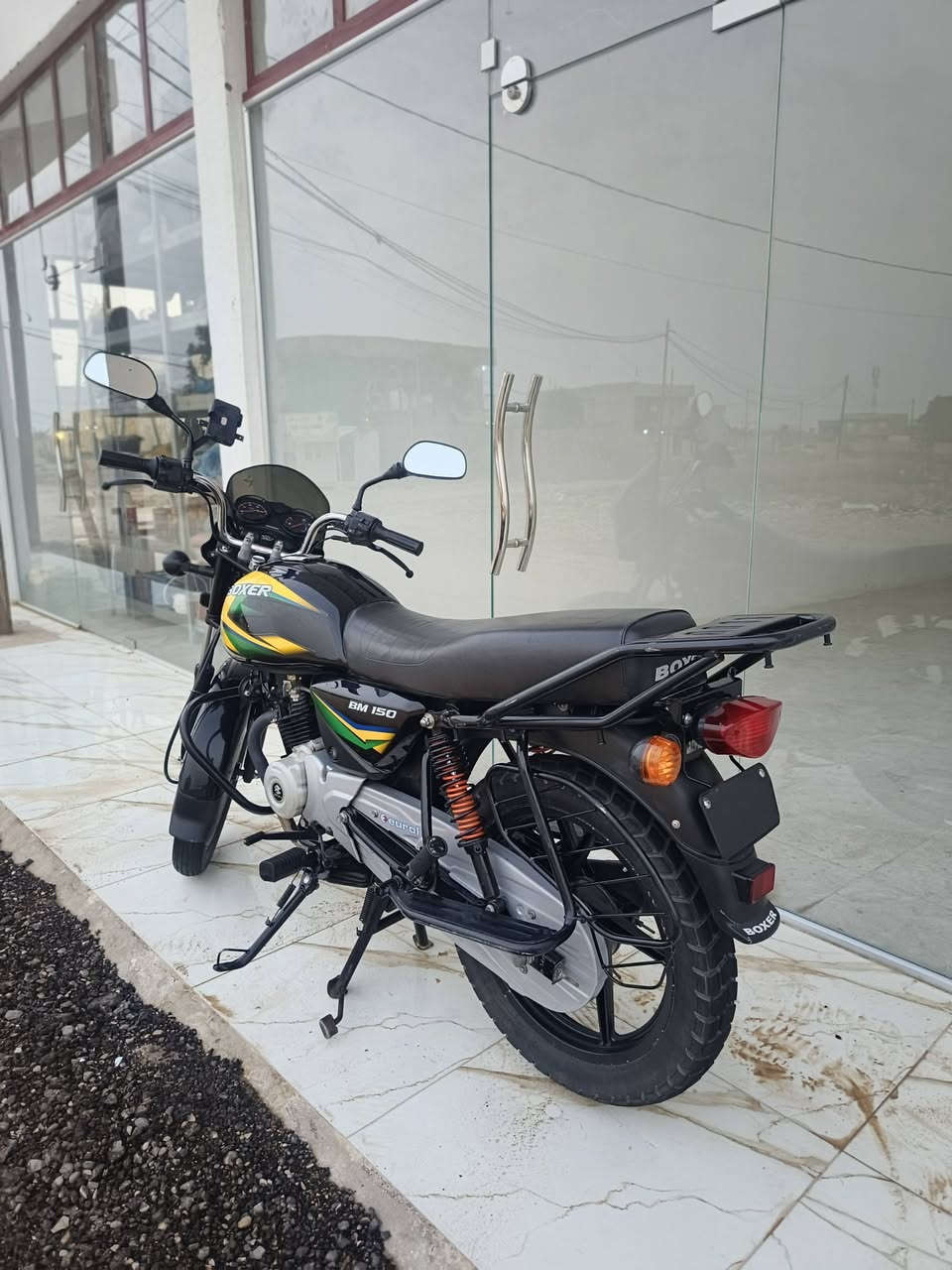 السلام عليكم
بوكسر مديل 23 للبيع او مراوس حسب القناعه
الدراجه اوراق كامله  ما عوزهة شي مكان الدراجه كوت
للاستفسار خاص او اتصل 
***********
