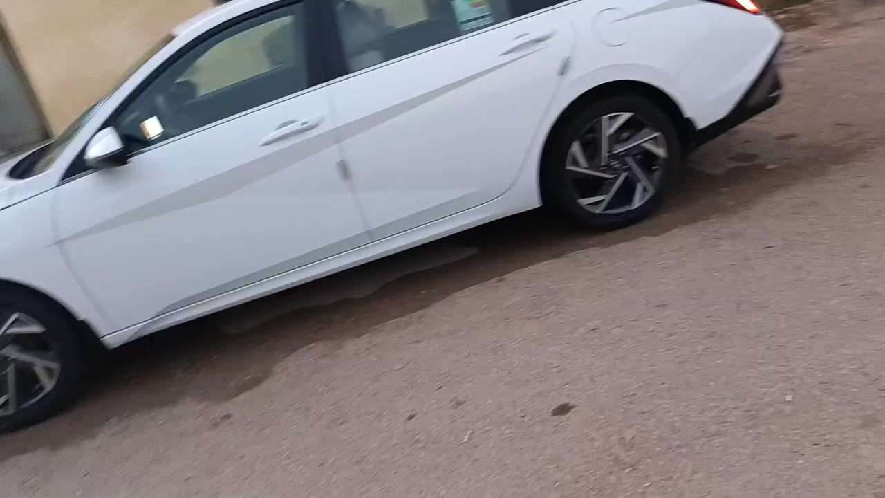 هوندا النتره موديل2024  خليجي رقم بغداد شرط التحويل كوري اصلي محرك 2000دوش فول واحد ع واحد بصمه +تشغيل عن بعد+  حساسات امامي خلفي +لد امامي خلفي+ فتحه شحن  لاسلكي اوبتد بيه مواصفات سبير مانازل مكفوله التفاصيل داخل الفديو السعر 177اوبيه مجال الشراي يتصل يدلل
***********
الديوانيه قضاء عفك
