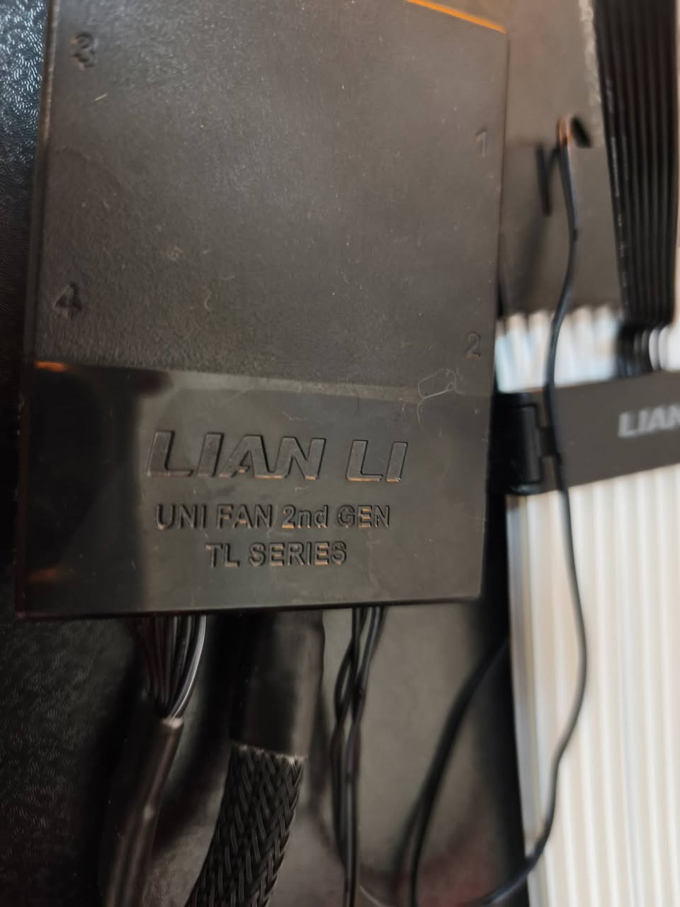 من رخصه صاحب البيج
مراوح LlAN Ll للبيع سعر 150 الف


**إذا كنت صاحب هذا الإعلان وتريد حذفه لأي سبب، رجاءا أرسل رسالة إلى الدعم الفني**