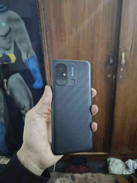 60 الف قفل بدون عملة
Redmi 12C 
مواصفات بالصور
الجهاز نضيف خالي من العيوب
مكاني بغداد دورة توصيل موجود
رقمي ***********
