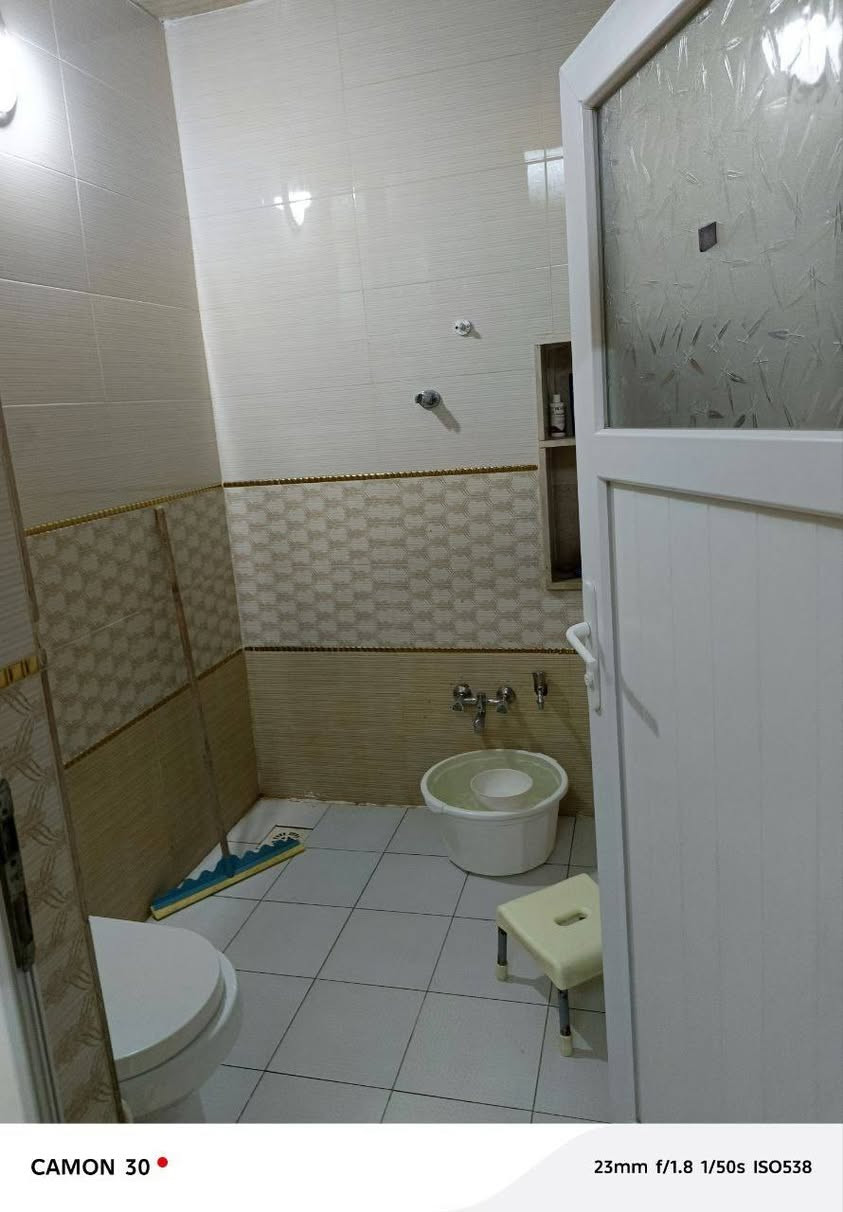 خانوو بۆفرۆشتن
ناونیشان هەولێر هەڤاڵان سیمی خاتواناوە
ڕووبەر 125تاپۆ
ڕووئاڕاستەی ڕۆژهەڵاتە
کۆڵانی 15مەتریە
دوونهۆمە
بێکهاتووە لە 
2ژووری نوستن
هۆڵ
ژووری میوان
چێشتخانەی ساردو گەرم
وەتساپ/***********
