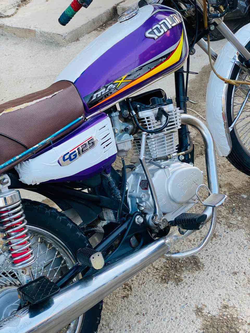 السلام عليكم دراجه للبيع 4 قير ايراني موديل 23 الدراجه كلش نظيفه ما ناقصها بس باتري. ‏السعر ‏على هذا الرقم ***********
