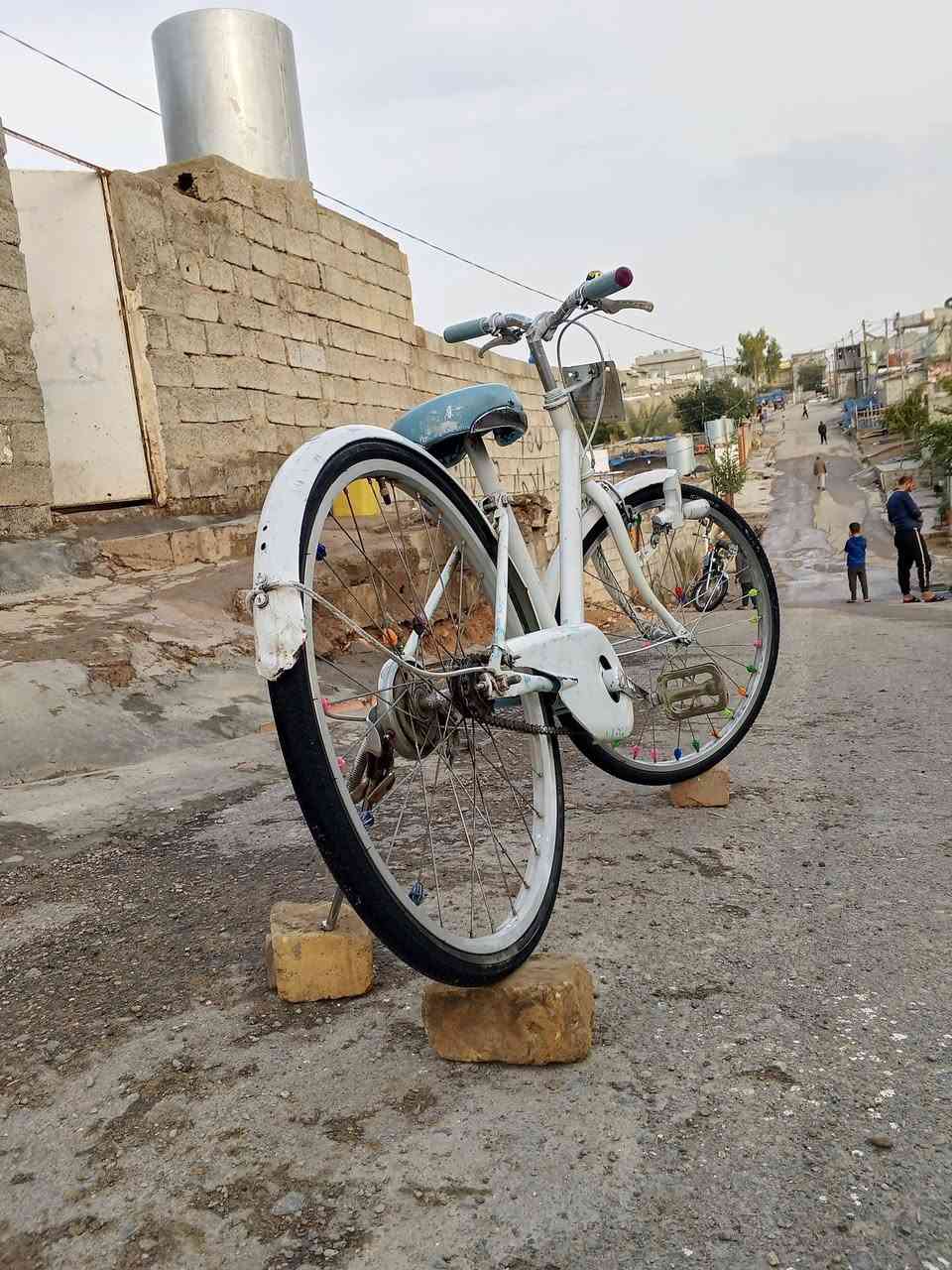 سلام عليكم شباب عندي هاذه البايسكل للبيع أو مراوس بشحن وعنده شي خلي ينزل بتعاليق ❤️


**إذا كنت صاحب هذا الإعلان وتريد حذفه لأي سبب، رجاءا أرسل رسالة إلى الدعم الفني**