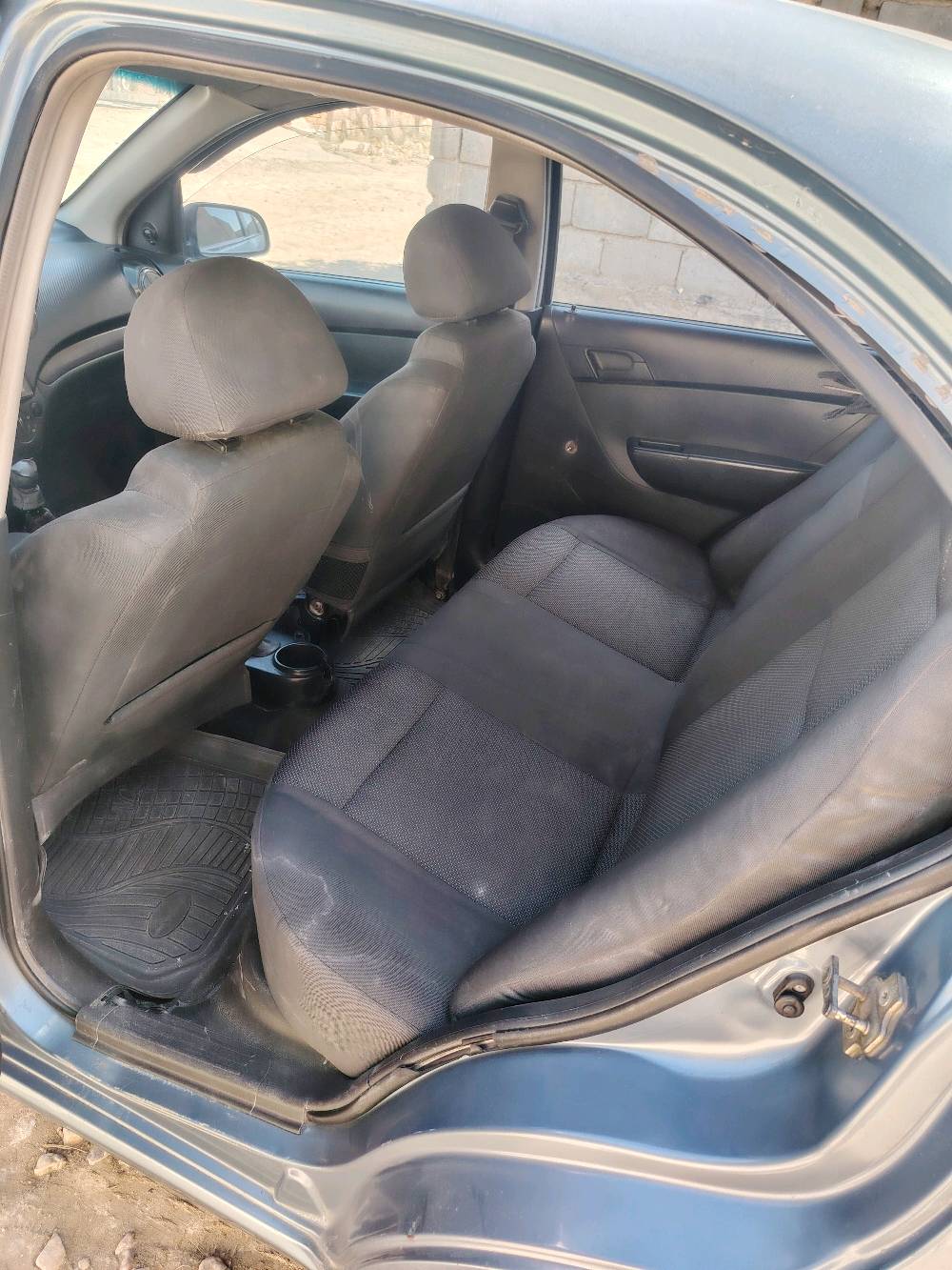 سلام عليكم اخوان للبيع افيو موديل 2008 رقم بغداد انكليزي بسمي سنويه لسنه27 تبريد تدفئه شغاله مكينه بيه خيط بخار بسيط بس تنقص بدون دخانه وجاي اروح بيه للانبار وارجع يعني حلوه مكينته كيره خير من الله حداديه بس شموع مكان السياره حله حي الجزائر قرب مستشفى مرجان سعر 43 وبيه مجال بسيط الاستفسار أكثر ***********