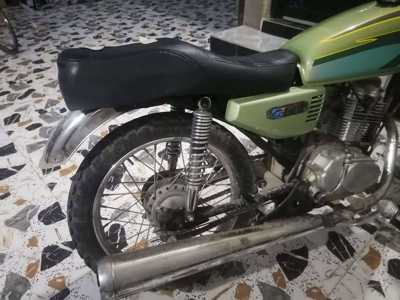 ماطور
للبيع اربعه كير محرك معمر جديد 
السعر 180 
الرقم ***********
