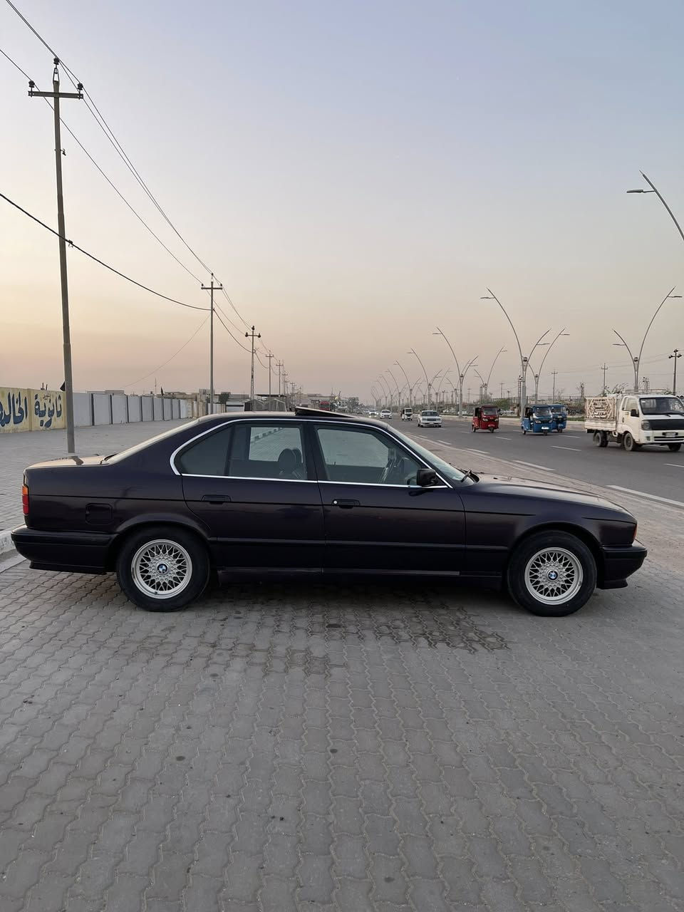 سلام عليكم🙋🏻‍♂️بي ام للبيع سياره كامله ما نقصها بس سايق شرط تجي وشوف كبال عينك كلشي شغال بيهاا كهربائيات كلهاا شغاله 
حداده/100 مكينه كير كفاله سياره مصبوغه جماليه مكفوله من ضربه
مواصفات سياره 
تبريد قطعتين ثلج ❄️ شرط
فتحه سياره 
حساسات خلفيه 
جام كهرباء 4
تتفئا بيها 
حساسات خلفيه
سكن بل بنيد 
كلوبات زنون نهار ضواهن قوي
سكن مال ضباب 
كشنات جلد 
سعر السيارة 69 بيهاا مجال قليل عنوان البصرة ابو الخصيب البهادرية قرب مفقس فدك رقم هاتف ☎️***********وتساب✅
