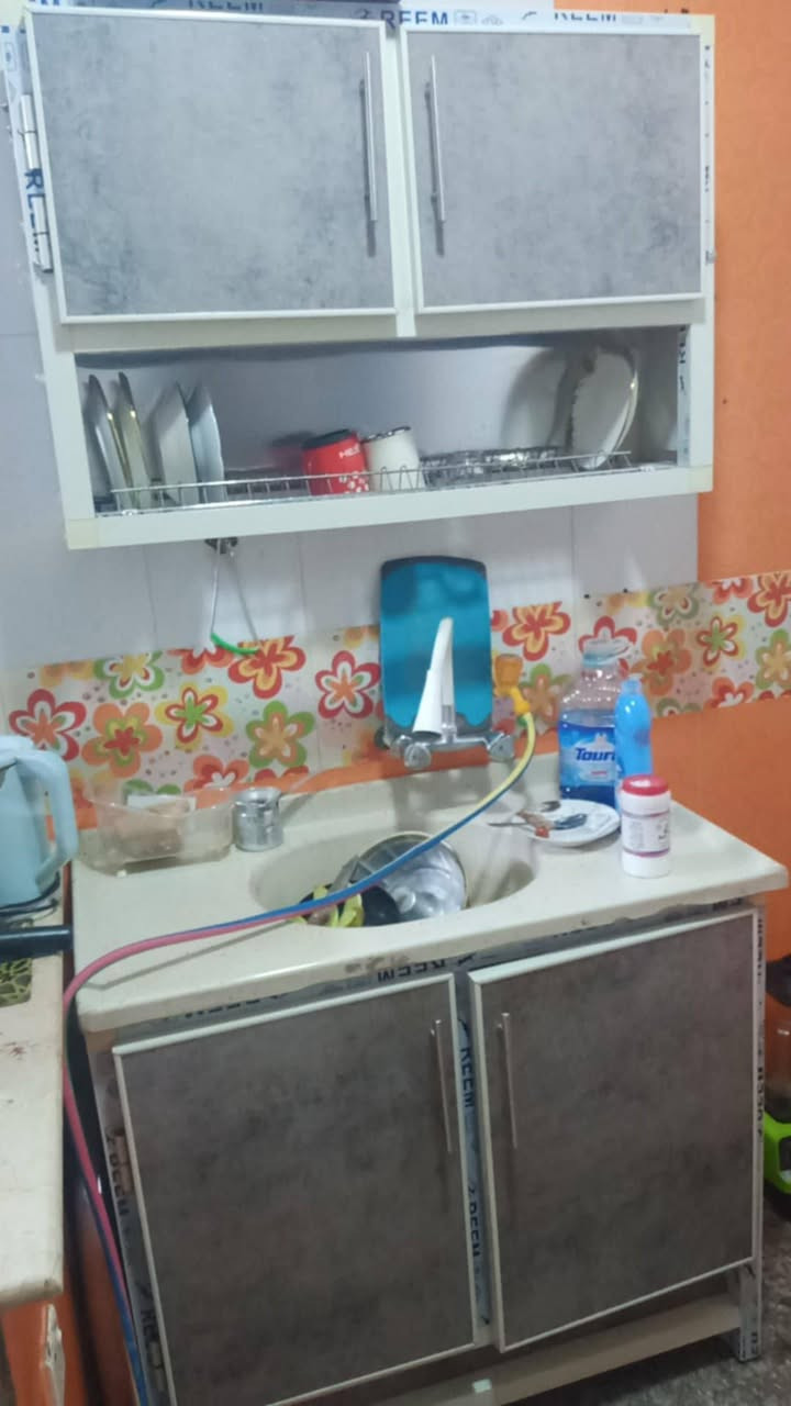 اغراض بيت مستخدمه ونظيفه و على الفحص مكان بغداد يوجد توصيل بكروه داخل بغداد الشراي يسحب الصوره يتفضل خاص او يتواصل على الواتساب ***********
