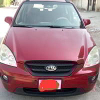 سيارة كيا روندو موديل 2008 وارد امريكي ستة سلندر مكينة وكير مكفول حادث...