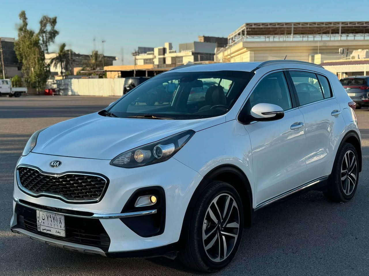 السلام عليكم
كيا سبورتج 2021 خليجي
فول مواصفات:
.تحكم ستيرن
.مري شفط
.DRIVE MODE
.مثيت سرعة
.حساسات امامي
.حساسات خلفية
.شاشة اندرويد
.تحكم عدسة الايت
.قطعتين تبريد
.كشنات جلد+مخمل
.كشنات كهرباء 
.داخل لون بيجي
.رقم بغداد باسمي
.رادار امامي
.تنبيه عند الاصطدام
.السيارة استخدام شخصي مابيهة اي نقص
.بيهة فقط بارد بسيط بالبنيد وبيهة بارد بالباب الامامي عكس السايق فقط
العنوان:بغداد العامرية
***********
