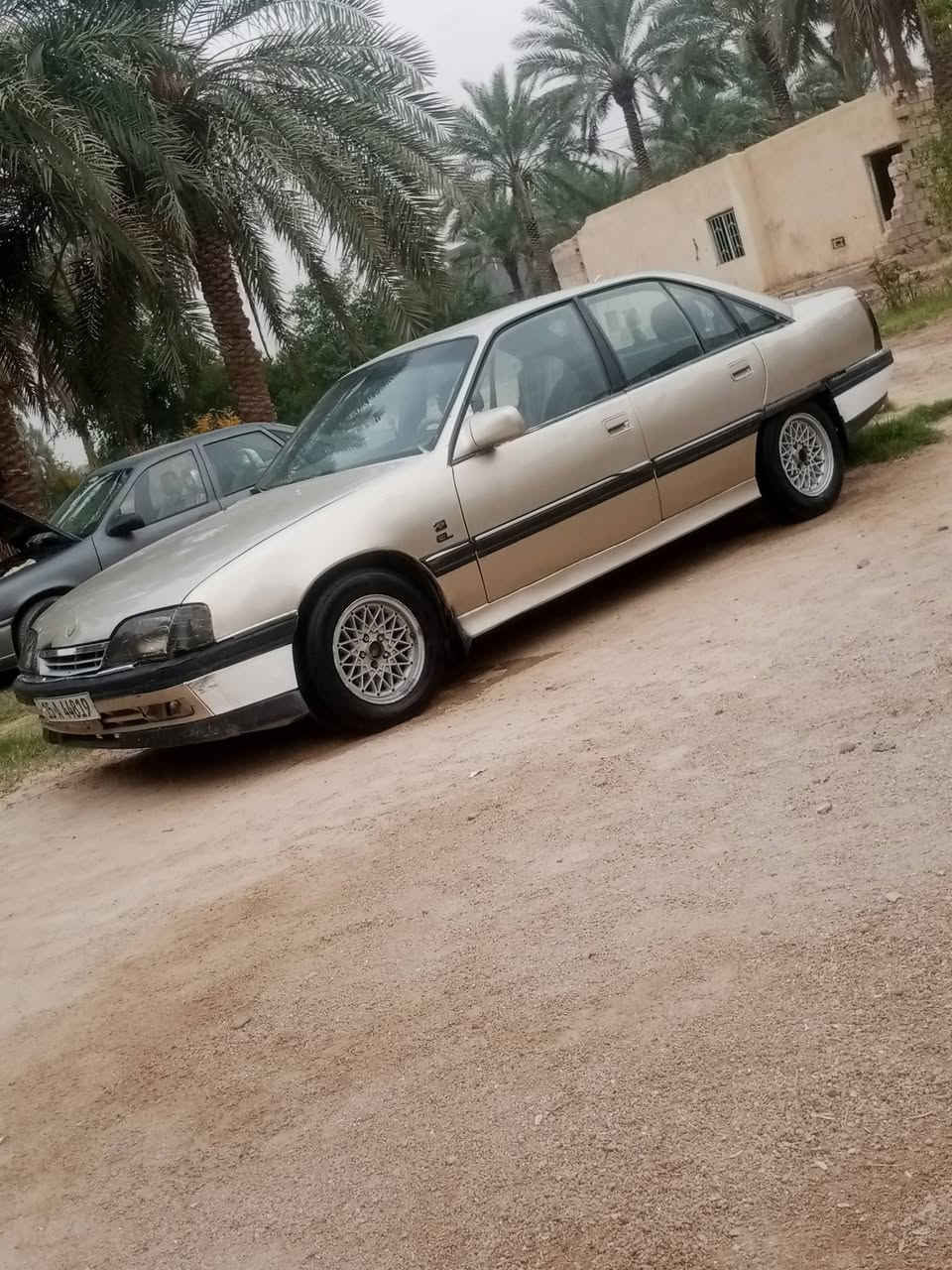 سلام عليكم سياره ال بيع موديل 1992 أو مراوس فكتره 94 93 أو بيع 35 بيه مجال سنويه 2029 =***********
