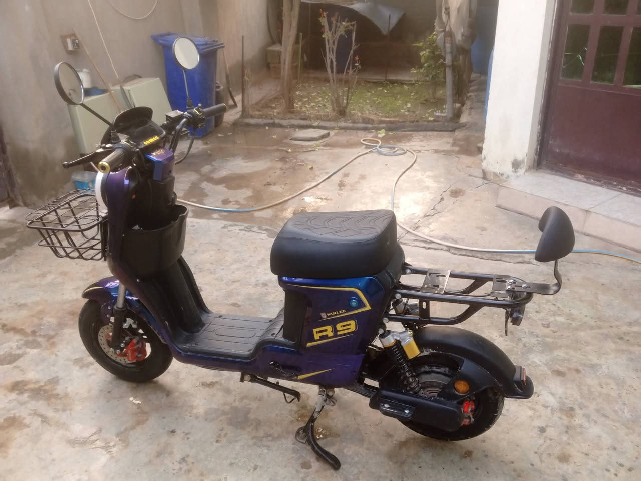 بايسكل شحن ار 9 للبيع السعر 450 وبي مجال بدياله بعقوبه
هذا رقمي***********
