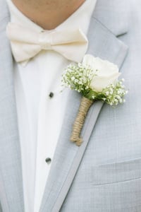 اشتغل ورد صناعي وستان للحجز واتساب 07893996567 ادمن ممكن توافق