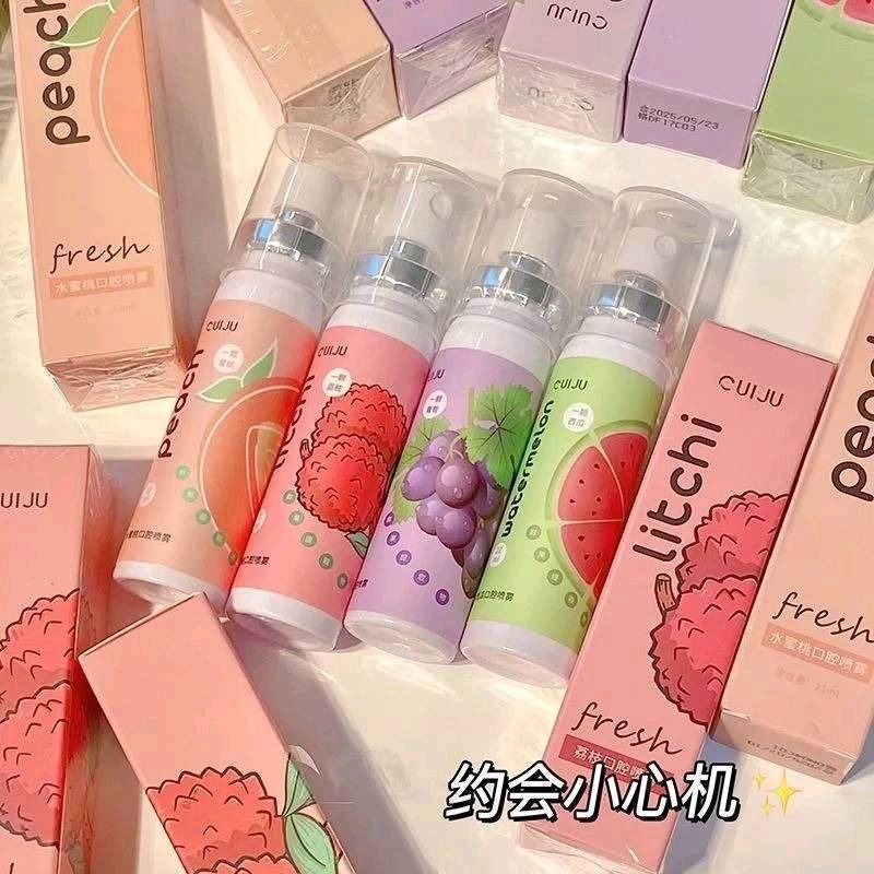 السلام عليكم السلام عرض جديد وحصري توفر لدينا معطر فم بالعواكه 
بخاخ بالفواكه للفم السعر 
السعر العلبة ب 8 الف توصيل جميع المحافظات ب 4 الف
أين موقعك/المحافظة حتى نوضح للزبائن منين الاستلام أو التوصيل؟: 
توصيل فقط 
شنو النكهات المتوفرة حالياً بالضبط؟ وهل يگدر الزبون يختار نكهة معيّنة لو تكون عشوائي؟: 
بالفواكه 
كم مدة صلاحية بخاخ معطر الفم؟ ومرخّص/جديد لو مستورد؟: 
مرخص، من وزارة الصحة 
السعر 8 آلاف هذا للعلبة وحدة لو للبكج كامل؟ وإذا أكثر من قطعة أكو سعر جملة أو تخفيض؟: 
السعر العلبة 8 الف 
التوصيل 4 آلاف لكل المحافظات؟ وشنو مدة التوصيل وطريقة الدفع (عند الاستلام لو تحويل)؟: 
التوصيل جميع المحافظات ب 4 الف 