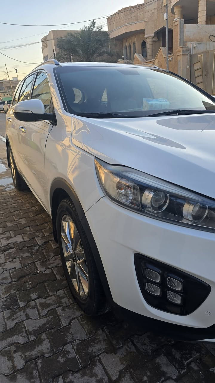 السلام عليكم
سورنتو مديل ٢٠١٥ شكل ٢٠١٧

رقم اربيل باسمي السياره 

موصفات سياره

٦ سلندر،، حساس امامي،، حساس خلفي،، كامره دواره،، ٣ قطع تبريد،،،،٣ انظمه قياده،  كش السايق كهرباء ،،،، اشاره ترحيب عنده الاقتراب،،،،٧ راكب،،،،

حداديه كامله ستوني مبدله كير مكينه بلادي مامفتوحات

السياره استعمال شخصي 

بيه باب العبري وجاملغ العبري مبدلات وشويه صبغ بلباب الخلفي وره عبري واكو صبغ بطرف بنيد يم جامغ الامامي بجهه العبري واكو رعصات بلقماره مبينات  مكان السياره النجف رجاءا الي يشتري فقط يتصل غير موجود هلى فيس بوك السعر  ١٩٠  ورقه وبيه مجال قليل 

***********
