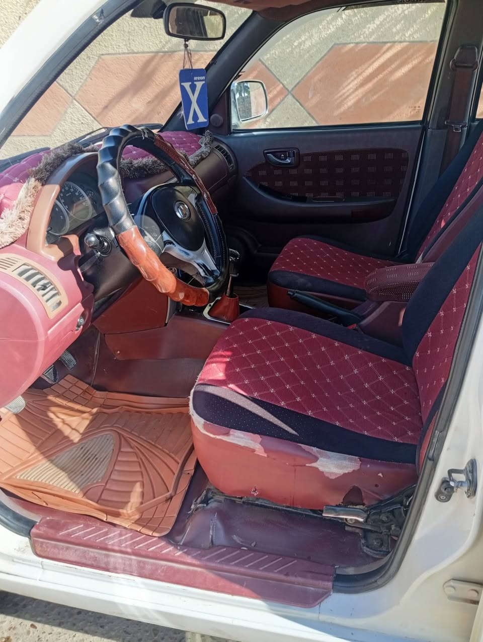 سلام عليكم بيكم صيني سكاي للبيع سياره مكفوله محرك مكفول لا تنقيص ولا تبخير شاصي مكفول تبريد شغال تايرات جدد صدر مكفول كير مكفول سياره جاهزه ما بيهة اي نقص  سعر خاص او استفسار اتصال ***********
