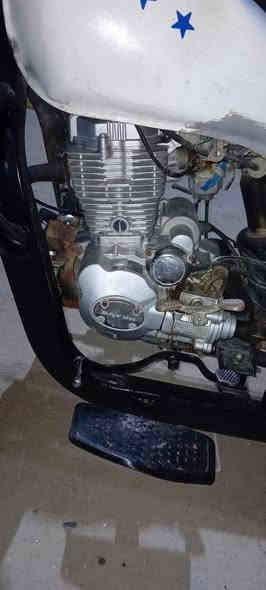 سلام عليكم ستوته البيع مديل 2013اوراق اصولي شاصي مكفول تواير ابو الخطه كارتون  محرك برغي مامفتوح  كهربايات كله جديد  ستوته جاهزه نكره سلف  مكان ناصريه مركز الرقم *********** السعر( مليون او 200) اوبيهه مجال حك جيه 
مستعجل عل بيعه كلش  شراي اتصل عل رقم
