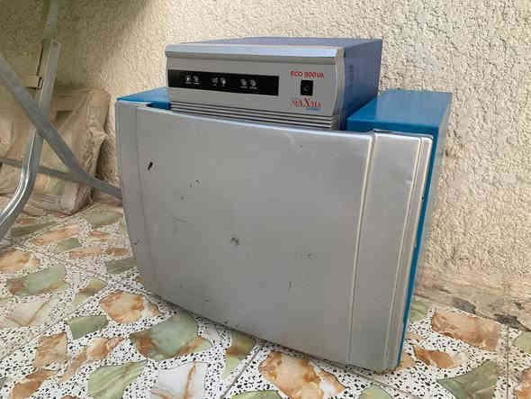 تحية طيبة للجميع 
متوفر عاكسة مستخدمة للبيع 
نوع MAXMA  900 
السعر 85 الف بدون بطارية 
عنواني بابل حله الجمعية 
***********
