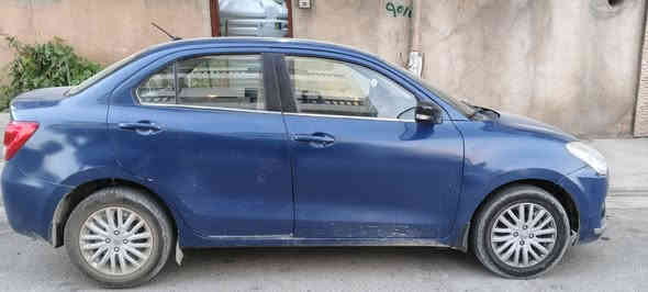 ساسۆکی مۆدێل 2018 سەیارەیەکی نمونەو جوانە 
مەنەفێسی ئەسڵی لەگەڵدایە سەیارەکە ساخە 
گێڕ عادیە تەبریدی سارد و گەرم.بەسمەیە 
گێڕو مەکینەی بەشەرت،بەنزین زۆر کەم ئەخوات 
سەیارەیەکی بێمەسرەفەو ماڵی دۆستە 
نرخی38گەڵاو مەجالێکی کەم 

***********
*********** بنجوين
