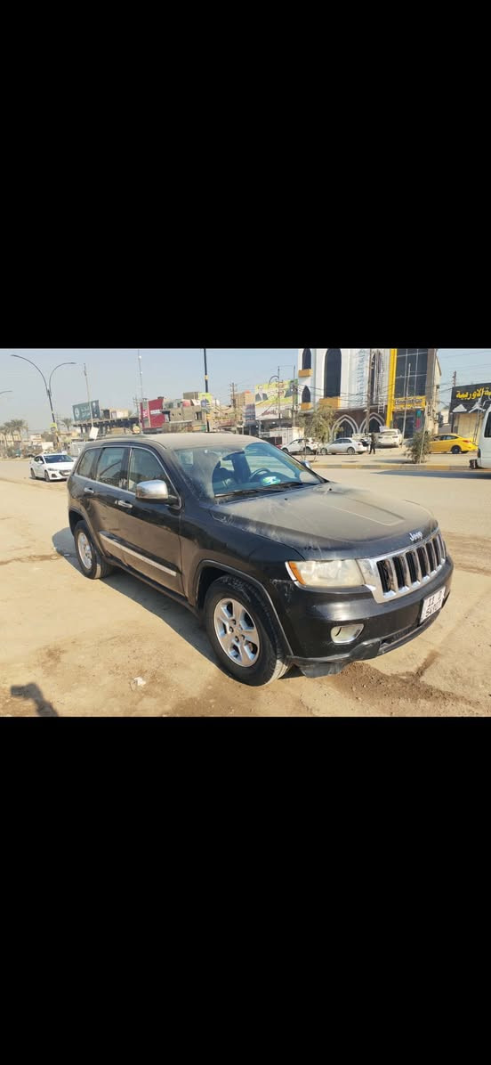 سلام عليكم للبيع جيب موديل 2011 حادث ثلاث قطع جاملغ وبنيد وجاملغ خلفي السونار موضح بل منشور كير مكينه خير من الله تبريد ثلج السعر سياره باسمي رقم بغداد دولي الجديد 
السعر ١٢٨ وبيه مجال جدا بسيط يعجبك السعر اهلا وسهلا مايعجبك اعبر المنشور بكلمه طيبه 
مكان السياره بابل حله 
***********
