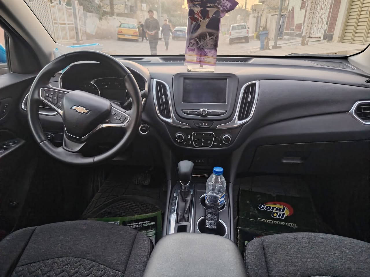 كوينكسLT 2024 لون مميز بحري  بدون رقم  ماشيه 16 حادث بنيد فقط بدون دواخل       ***********
السعر١٥٣ وبي مجال
