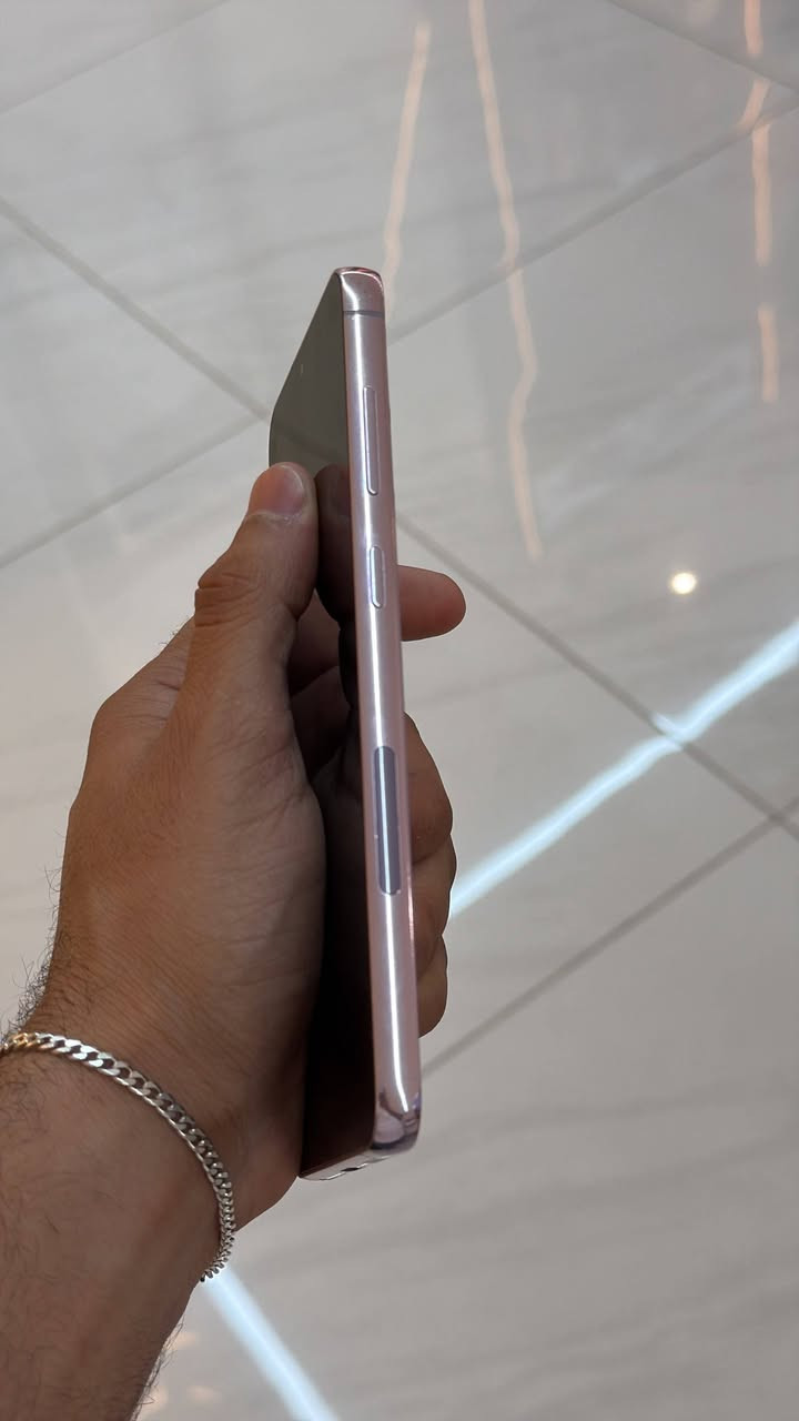 اس ٢٣ مكفول 
سعرن ٤٥٠ مستعجل ع بيعته


**إذا كنت صاحب هذا الإعلان وتريد حذفه لأي سبب، رجاءا أرسل رسالة إلى الدعم الفني**