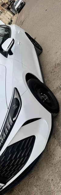 عندي ويل اسود يرهم بيوايدي للبيع ياباني اصلي  للستفسار الاتصال ٠٧٨٠٩٣٩...