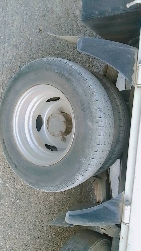 پةم نوزله شناسى و هةموو شتةكى بةشةرت كامل جادر چةمچى هةيه تايةى بشتةوةى كةورة كراوه رسمى سونةرةكةم داناوه سةيارةى كاسبيه يةك دينار مةسرةفى تيدا نيه سةنةوى نوييه. شقلاوة, أربيل


**إذا كنت صاحب هذا الإعلان وتريد حذفه لأي سبب، رجاءا أرسل رسالة إلى الدعم الفني**