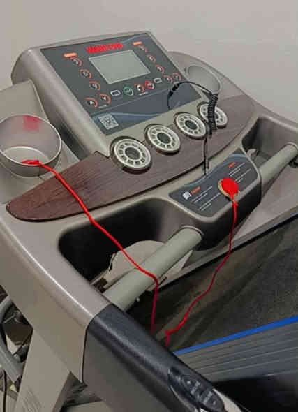 جهاز جري  مستخدم شي قليل
السعر ٣٢٥
الماطور نحاس 100% 
بقدرة تحمل عالية تصل الى 150 كيلو  . 
متعدد السرعات .
والمصدات الطبية . 
قابل للطي نظام سهل الخزن والنقل . 
وكذلك ملحق بمضخم صوتmp3 اواكس 
ويحتوي ايضا على شاشه ld رقمية 
تقرأ السرعة . Speed 
والوقت . Time
والسعرات الحرارية . Call 
والمسافة الكلية . Dis 
ونبضات القلب . 
ونظام الامان ( السيفتي ) 
ويحتوي ايضا على ملحق جهاز رجاج مع حزام .
قرص لف لنحت الخصر
*********** 
موصل شقق الخضراء الجانب الأيسر
