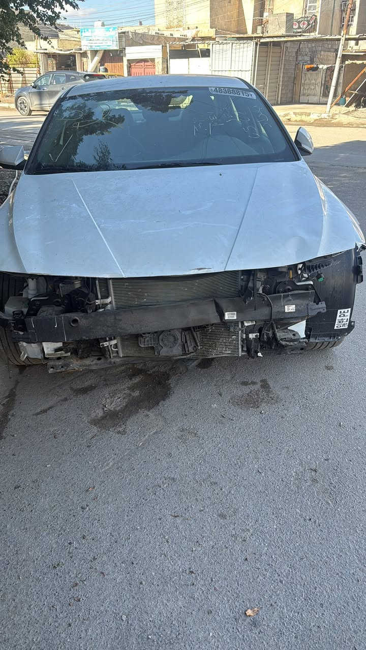 سلام عليكم النترا دخول جديد موديل 2024 هايبرد الحادث موضح بصوره المكان بغداد المشتل ***********
