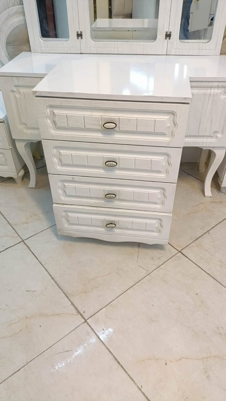 غرفه ڪانتري مستخدام 🇹🇷
نضافه 85/💯
عدت القطع /7
السعر/650قفل 
شد ونقل داخل بغداد مجانأ 
يوجد خدمة توصيل لجميع المحافظات ✨✨


**إذا كنت صاحب هذا الإعلان وتريد حذفه لأي سبب، رجاءا أرسل رسالة إلى الدعم الفني**