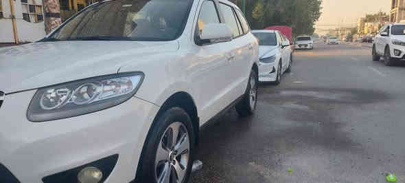 سنتافي  2012  وارد خليجي فول واحد على واحد  .... رقم مميز نجف

اللون/ ابيض    محرك/2400     دوش  اربعة سلندر

 

السعر  والمواصفات اسفل المنشور

 

ملاحظة1/ السيارة 7 راكب نظافة فول وتبريد 3 قطع ثلج  

ملاحظة2/ السيارة مكفولة كفالة عامة من حيث الصبغ والتبديل والضربة

ملاحظة 3/ اير باك بلادي والسيارة على ايد شخص واحد من دخولها للعراق ولحد الان

ملاحظة 4/ رقم اللوحة مميز جدا"

 

 

المواصفات

فتحة بالسقف

الغرفة الداخلية / بيجي فاتح + تطعيم صاج في جميع الابواب

 المقاعد / جلد لون بيجي فاتحVIP

.كشن السايق كهربائي بالكامل

تبريد /3 قطع امامي خلفي وجنطة

تشغيل بصمه وجنطة بصمة

بصمه عدد 2 بلادي شركة

مرايات شفط + اشاير بالمري

حساس خلفي

كامرة وشاشة تسجيل امامي

كاميرة خلفية دواره (اعطاء المسار)

يدات نيكل

.بلاجكتور كاشف للضباب

.ثلاجة  

.شاشة كبيرة تحتوي على العديد من التحكمات  WiFi+بلوتوث +GPS +مخرج AUX+USP.....

تحكمات ستيرن جهتين

كروز سرعه (مثبت سرعه)

مانع انزلاق

كاعيات تغليف

تخم تاير جديد

 

 

السعر 165  ورقة وبيها مجال

 

للتواصل الاتصال على

رقم الهاتف والواتس اب  ***********

العنوان محافظة النجف
