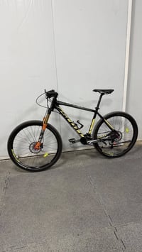 Scott • حجم 29 • العسر 300