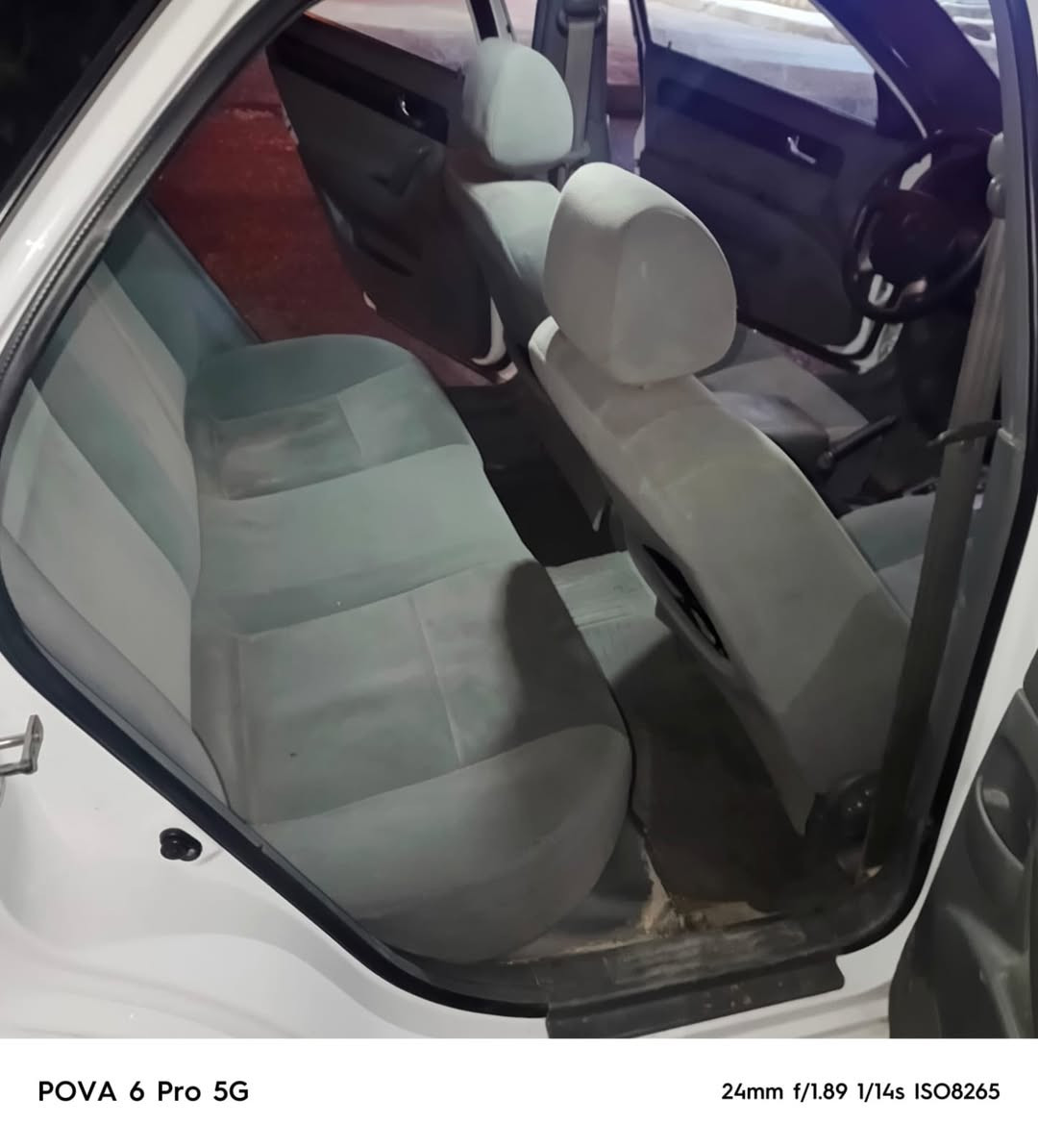 بسم الله الرحمن الرحيم 

اوبترا 2011 للبيع 

السعر النهائي :80 وا بيها مجال 
الرقم :***********
 الرقم الثاني :***********
