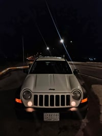 جيب ليبرتي • ٢٠٠٦ • ٤×٤