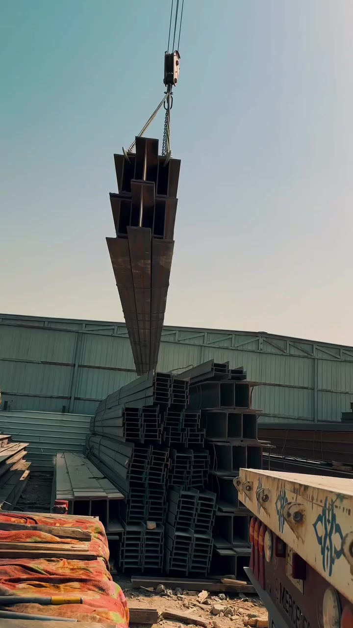 � شركة Al.MUSTAFI لتجارة الحديد والصلب 🔥

نوفر لكم حديد الجسور (I-Beam) بأعلى جودة وأسعار منافسة للمشاريع الكبيرة والصغيرة.

✅ تجهيز سريع
✅ دقة بالمقاسات
✅ أسعار جملة
✅ تحميل وتنظيم احترافي
✅ ثقة يتعامل بيها المقاول وهو مرتاح

📞 اتصل الآن ***********واحجز كميتك قبل نفاذ المخزون.
Al.MUSTAFI — قوة يعتمد عليها في كل مشروع.
