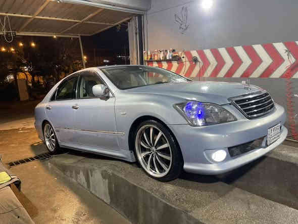 شاهینە سپۆرت  ٢٠٠٥ بڕاوە 
١٨٠ی گێڕ و مەكینە بچوك 
گێڕ و مەكینەی بەشەرت 
٣ دوگمە
بەسمە 
تەحدید سورعە 
سوكان ڤۆلیۆم 
ئاوێنە هیتەر 
ساڵۆنسای سپۆرتی بۆ بەسراوە 
تەبرید سارد و گەرم بەشەرت 
برێكی بەسراوە
هەیكەلی  سەیارەكە نموونەیە  
تایە و ویلێكی سپۆرتی لەژێرە
سەیارەیەكی تابڵێی جایزە ماڵی دەستی گەنجە 
بەنزین زۆر زۆر كەم سەرفەكات 
قوەتێكی زۆر باشی هەیە 
تەقە و رەقەی هیچ تیانیە
١ تەقە و ١٠٠ دۆلارت بۆ ئەبڕم 
سعری ٤٩ گەڵا و مەجالێكی كەم 
شوێن پیرەمەگرون 
تەنها فرۆشتنە 
***********
