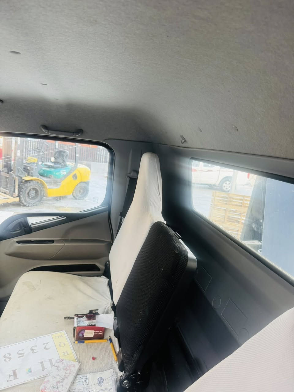 كنتر  

ميسيبوشي كرين 
بدي ثابت 

بحالة لشركه 
موديل 2023
ماشي 60الف
حقيقي 
بدي 5متر 
بغداد رقم دولي بسمي
***********
سعر325
