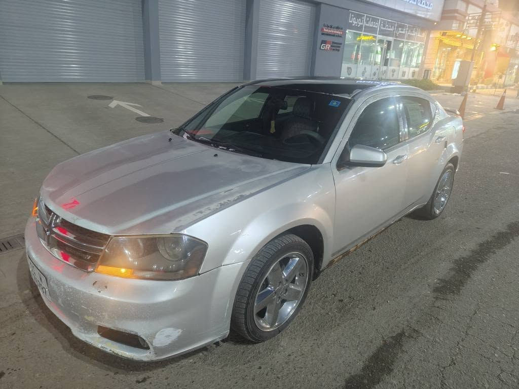 السلام عليكم افنجر اوتماتيك موديل 2012 محرك 4 سلندر مكينه وكير جدد تبريد ثلج تخم تاير كهربائيات كلشي شغال غرفه نضيفه ريمون سنتر لوك السياره بيها مكانات صبغ اني ابيع حزام مكفوله من الضربه السعر 55 قفل بدون عمله مكاني بغداد السيديه تقاطع درويش رقمي *********** وبلعافيه عليه الياخذها بغداد, العراق
