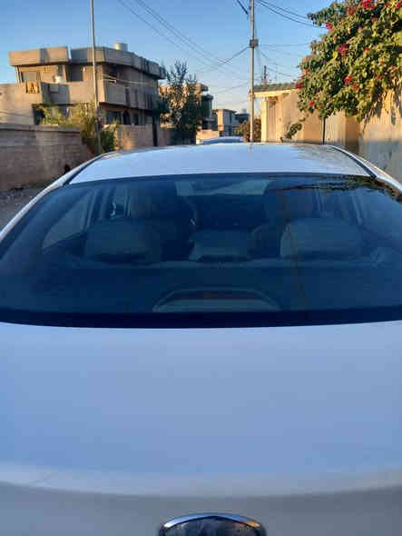 سيراتو ٢٠١٣ابيض مكفولة والسونار مرفق مكفوله من كل شي محرك وكير وصدر وتايرات السعر ١٢٢ مكان السيارة ديالى دلي عباس ***********
