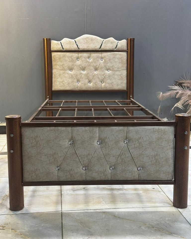 سرير شغل عراقي 🇮🇶
✨ دوشمة مخمل وتر بروف ضد الماء
🛠️ حديد صبغ حراري قوي ومتين
🎨 متوفر بـ 4 ألوان عصرية
🦵 تصميم ثابت بـ 6 أرجل
🚚 توصيل متوفر داخل بغداد وجميع المحافظات
للحجز والاستفسار 📩
مراسلة الصفحة مباشرة
#سرير_عراقي #شغل_معمل #جودة_عالية #دوشمة_مخمل #اثاث_منزلي #توصيل_لكل_المحافظات 💙


**إذا كنت صاحب هذا الإعلان وتريد حذفه لأي سبب، رجاءا أرسل رسالة إلى الدعم الفني**