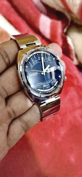 السلام عليكم.. ساعة مالتي شخصيه واريد ابيعها اعتذر ماعندي اي توصيل مكاني بغداد بالرصافة.. اورينت دولي انتاج 1978 نظافه فول الشراي يجي خاص او يتصل اهنا اعتذر ما ارد عل تعليقات....   ***********
