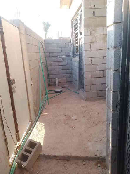 #اسعد_الله_اوقاتكم_بكل_خير⁉️👋

دار سكن هيكل للبيع 

#المساحة 100متر مربع 

#جنس_العقار :: طابو زراعي وكالة ونصخ من الطابو ومكاتبة 

#العنوان :: البصرة أبو الخصيب منطقة أم النعاج مقابيل حي بغداد
 
#يحتوي :: البيت على غرفة منام 
وديوان 
وصالة ومطبخ 
وصحيات داخلي وخارجي 

جميع الخدمات متوفره ماء كهرباء مدارس نت كلشي قريب على 

#السعر ((35مليون وبي مجال))

#اللاستفسار إلا تصال على الهاتف ☎️📞 

☎️((***********))☎️
       محمد
