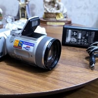 كاميرا ديجيتال • سوني • شغال