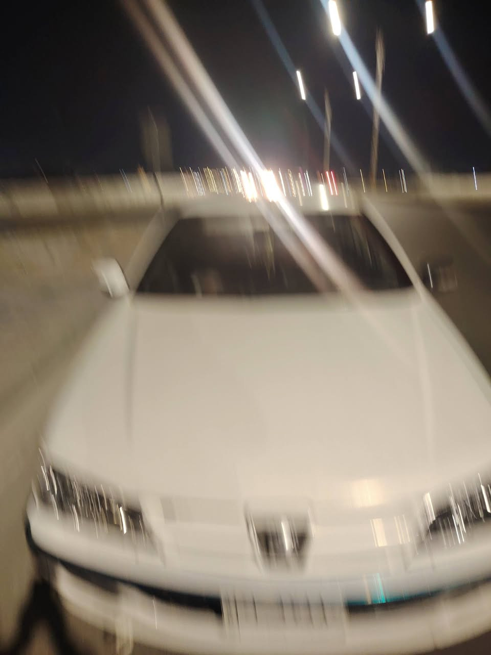 سلام عليكم بيجو بارص مكفوله مديل ٢٠١٣ الون ابيض خصوصي التفاصيل ***********
