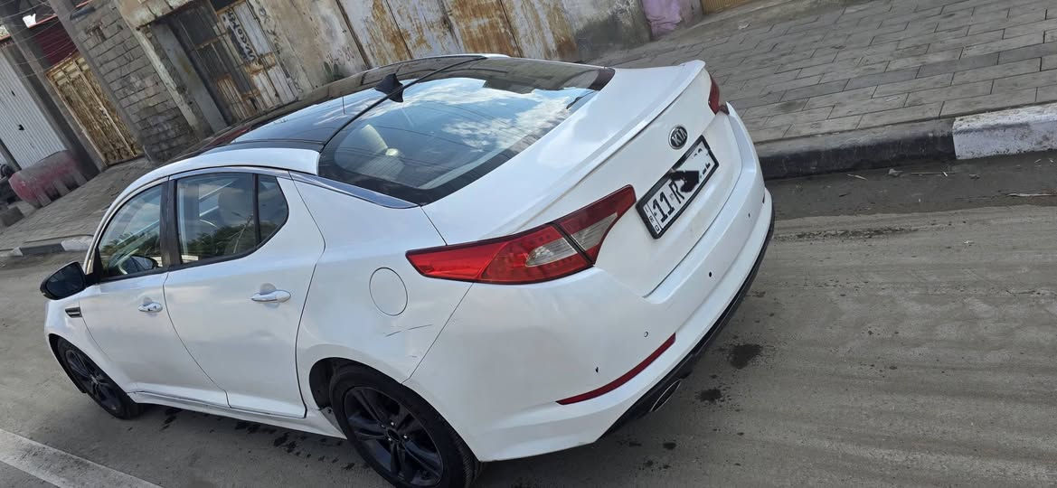 أوبتما موديل 15 خليجية سيارة محرك وجير دوش بالباكيت. فول موصفات بصمه علمن سيارة مصبوغ، عام.
سيارة جاهزة من كل شيء، تبرير شغال. السعر 88 مكان قرن بن منصور *********** (*********** البصرة, العراق
