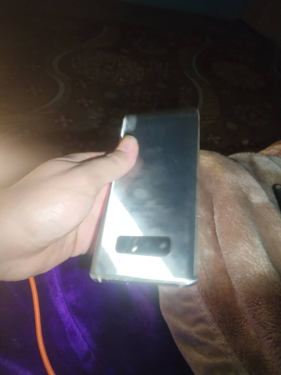 سلام عليكم جلكسي نوت ٨ شاشه مكسوره وبه نقطه سوده مامثره عل نمس كلشي كامل مخبره تكنيك ببجي وغيره كمل ويخبل الله شهد يخبل كله وسعر ٦٠ و عادي مروس ويه ايفون مكاني بغداد مدينت صدر


**إذا كنت صاحب هذا الإعلان وتريد حذفه لأي سبب، رجاءا أرسل رسالة إلى الدعم الفني**