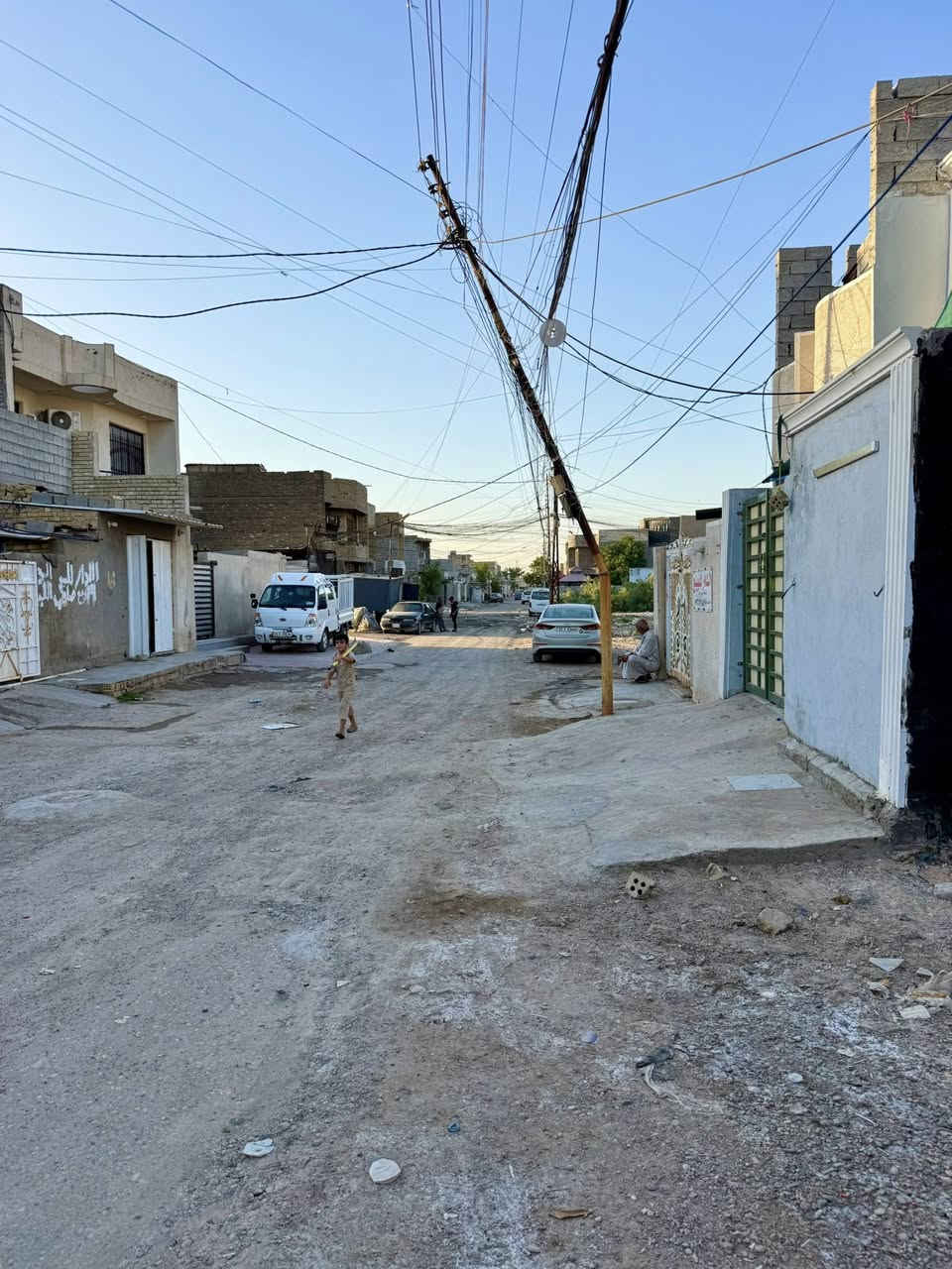 السلام عليكم

قطعه ارض للبيع المساحه ١٠٠ متر فرع

(قصابه ومشويات علي) ماركت ريحانه

للاستفسار خاص او الاتصال ‭***********‬
