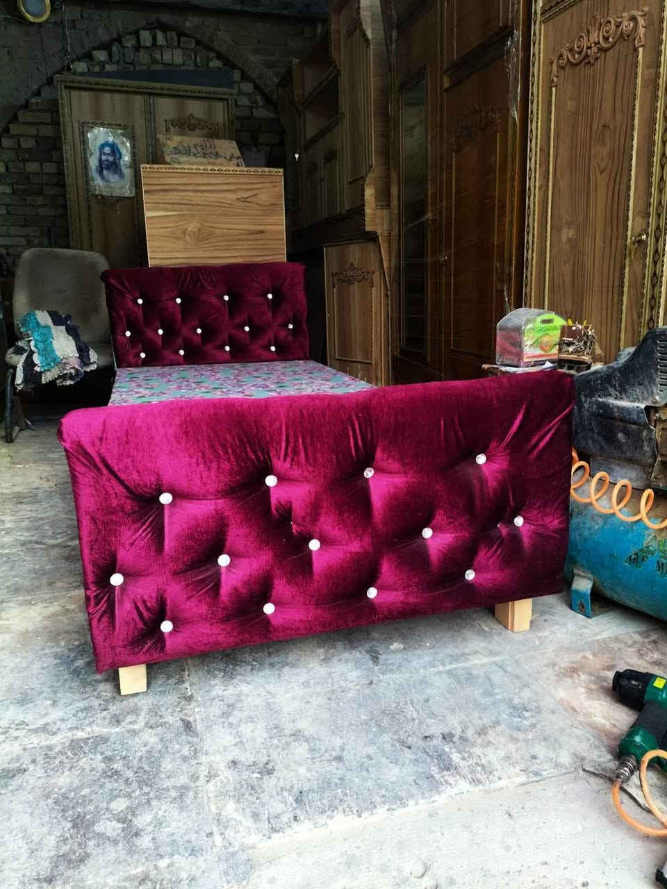 جرابي نفر دوشمه تسكام جديد
نجاره عراقي درجه اولى شرط الفحص تفصال عراقي درجه اولى
عرض 90 وطول مترين تخته تتحمل الوزن 400 وأكثر ست ارجل بلتخته اربع جسور خشب بلوك ابيض ٢٠ مليم ووفوكه طبقه معاكس تحمي الخشب
وسعره بلاش والله ب60 بس شرط ضمان حلة, بابل


**إذا كنت صاحب هذا الإعلان وتريد حذفه لأي سبب، رجاءا أرسل رسالة إلى الدعم الفني**