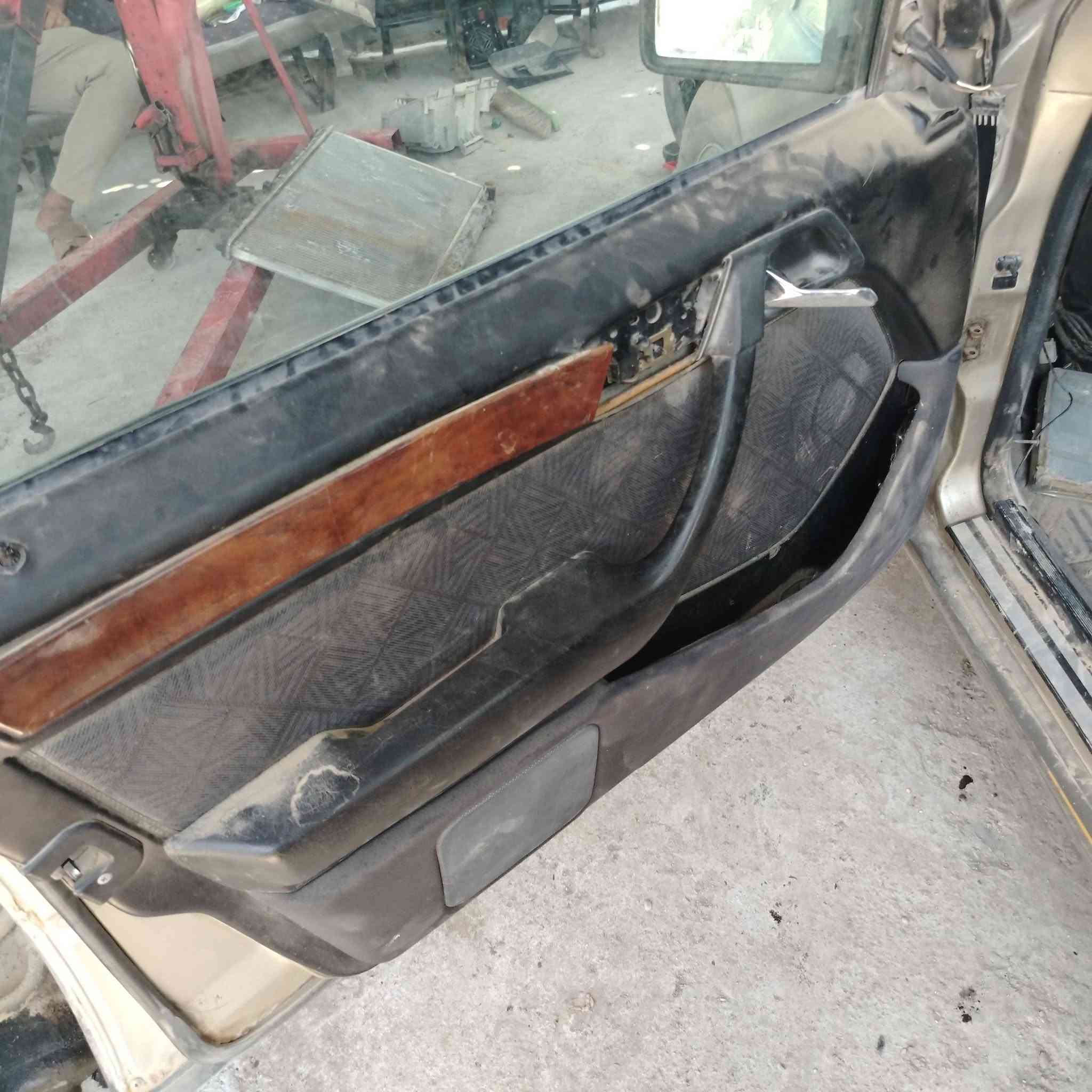 تفصيخ مارسدس دب مكان كربلاء طويريج ***********
