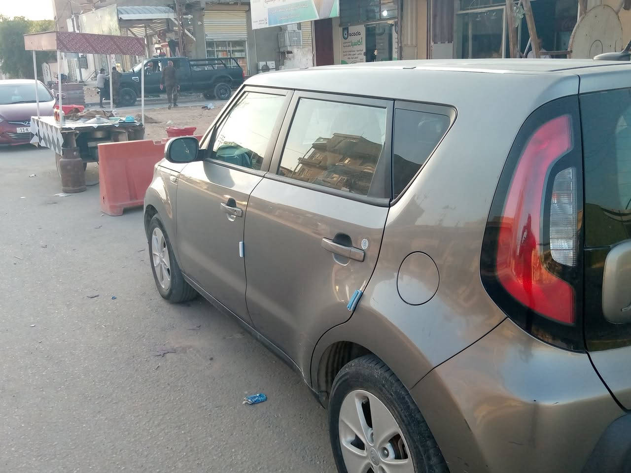 السلام عليكم سياره للبيع كيا صول موديل ٢٠١٤ رقم كربلاء بسمي***********
